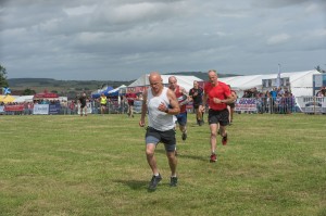 THE BALLOCH HILL RACE STARTING FROM THE SHOW GROUND, FRONT IS KEITH WEBSTER FROM KEITH WON FIRST LOCAL RUNNER HOME. WINNER WAS PAUL MUDOCH FROM DUFFTOWN. 6551