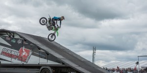 KEITH SHOW 2017 IBI-2081